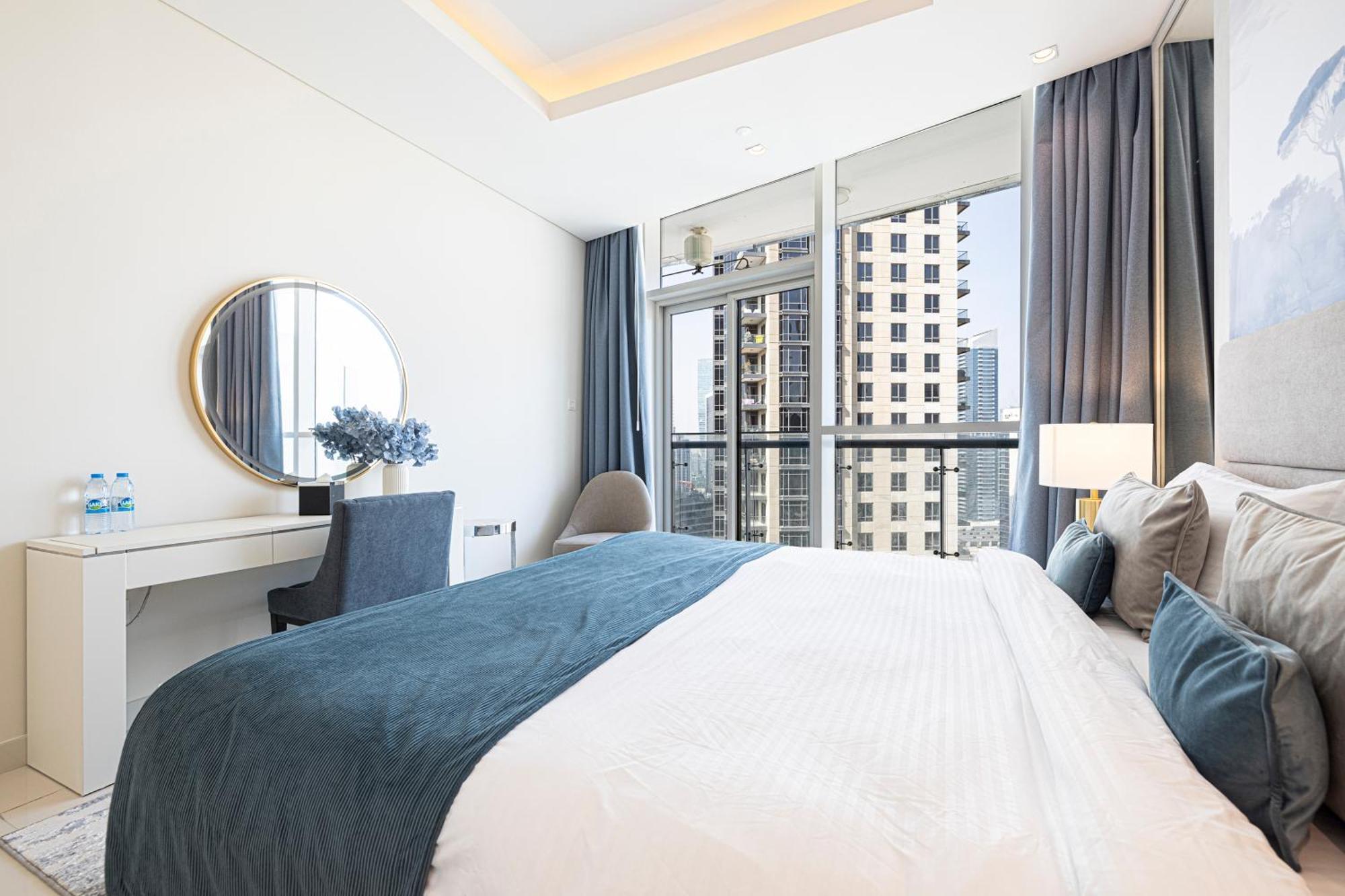 Апартаменты Magnificent - Damac Distinction Downtown Дубай Экстерьер фото