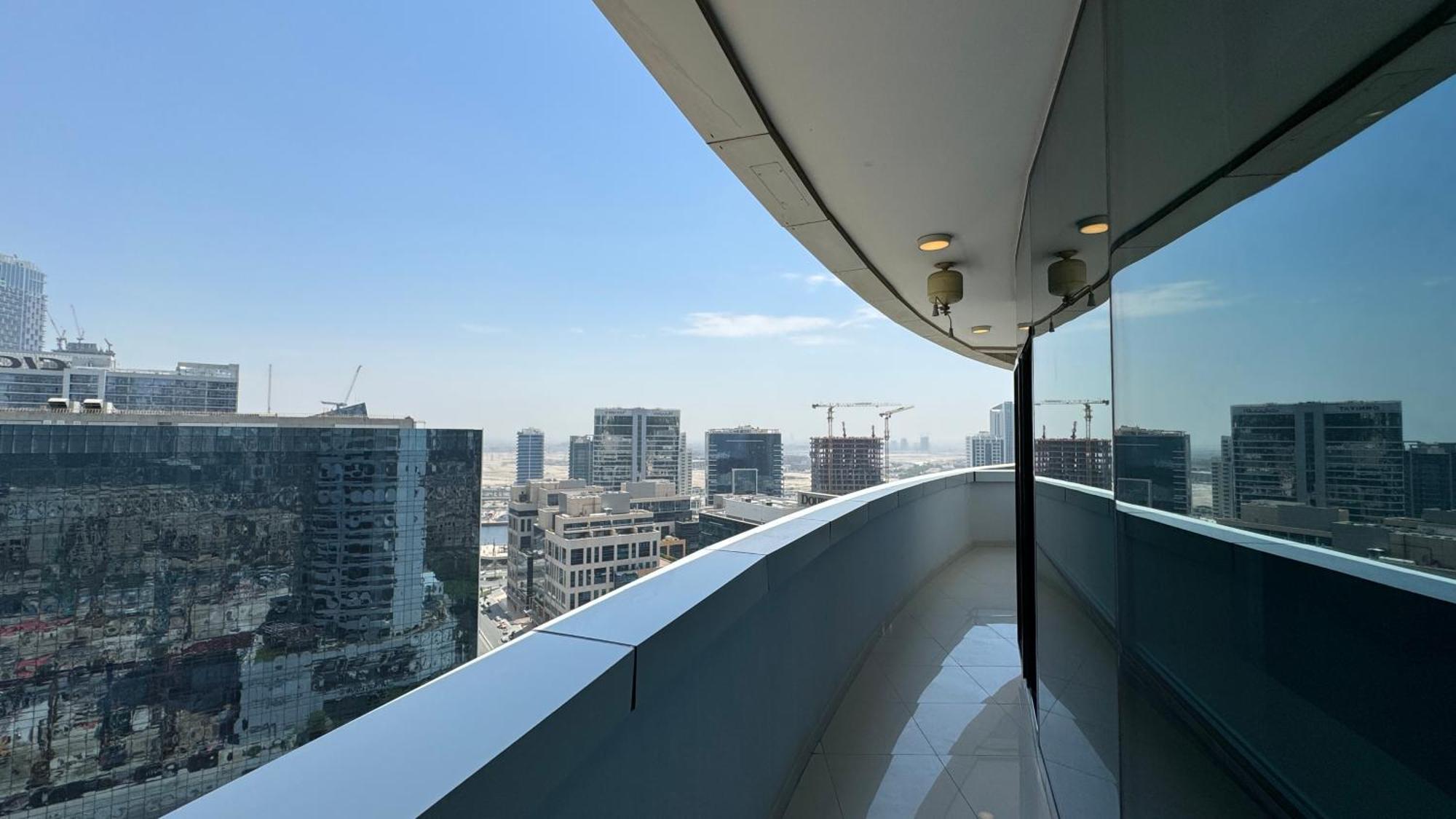 Апартаменты Magnificent - Damac Distinction Downtown Дубай Экстерьер фото