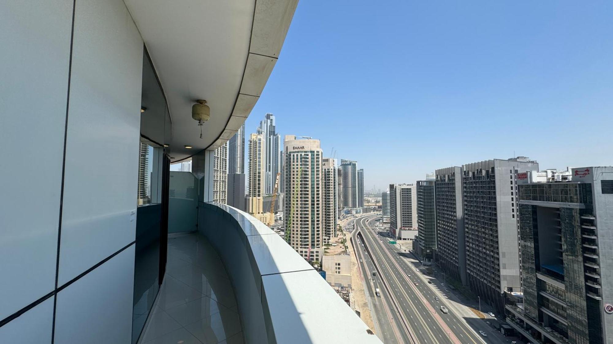 Апартаменты Magnificent - Damac Distinction Downtown Дубай Экстерьер фото