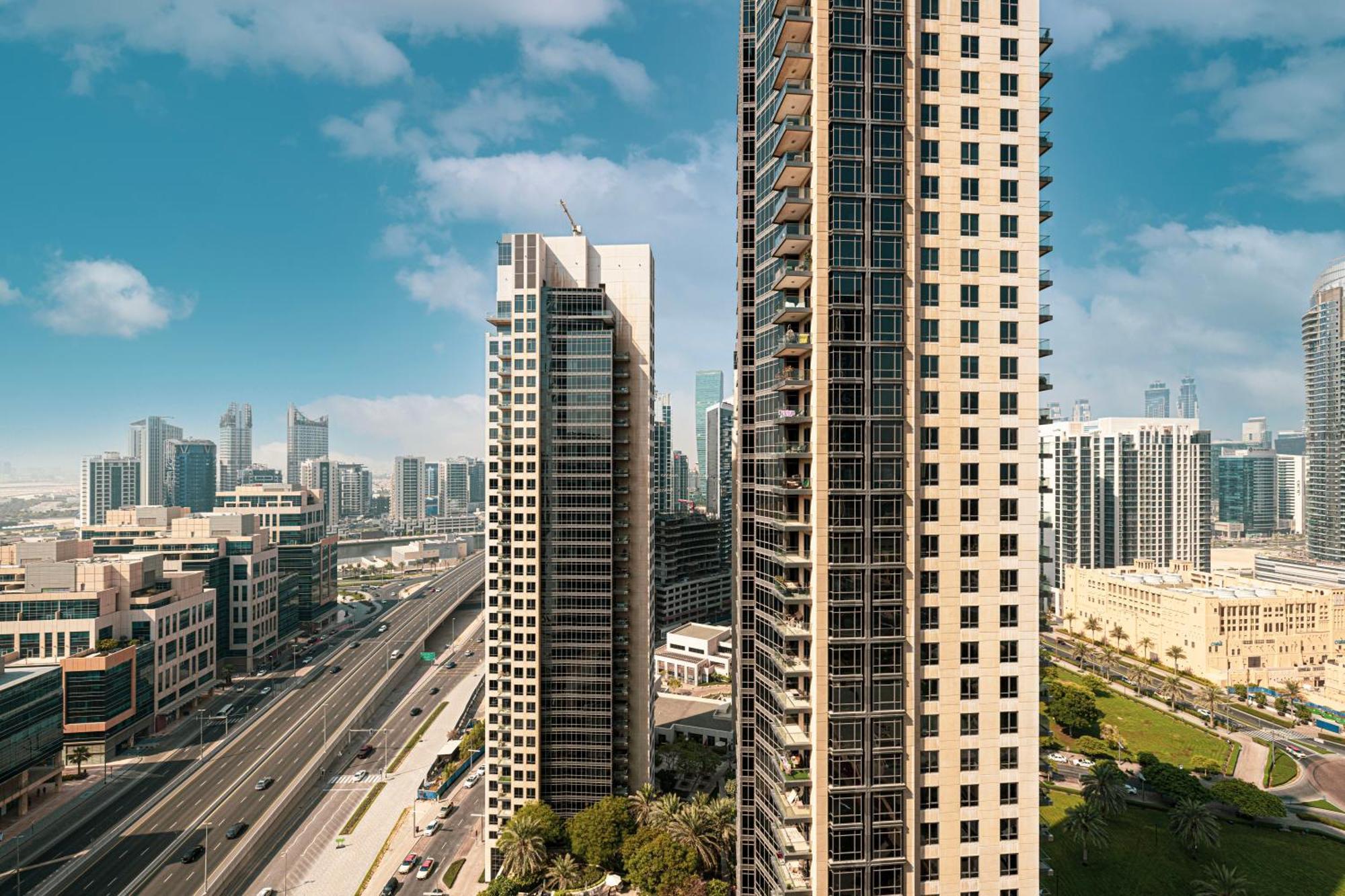 Апартаменты Magnificent - Damac Distinction Downtown Дубай Экстерьер фото