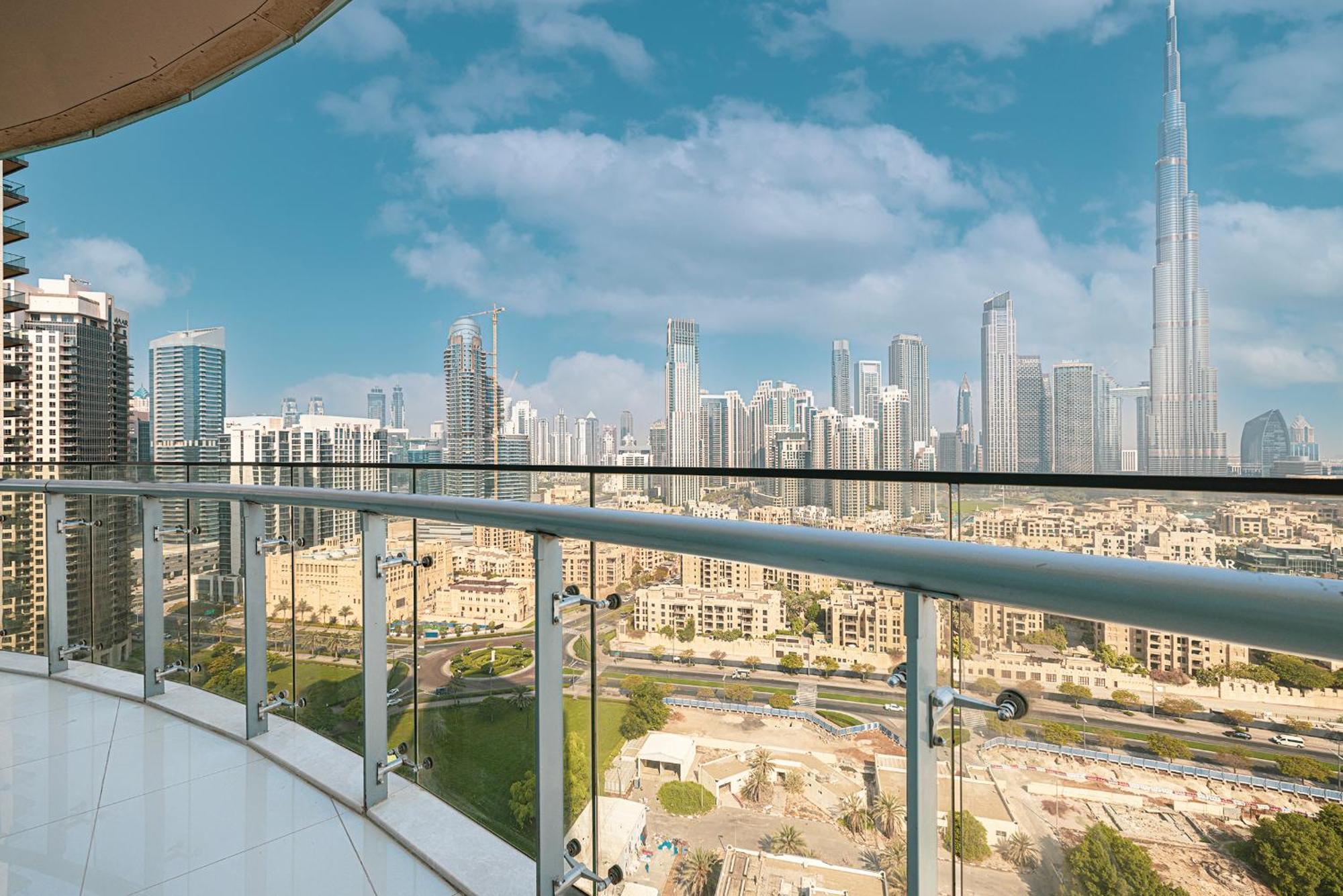 Апартаменты Magnificent - Damac Distinction Downtown Дубай Экстерьер фото