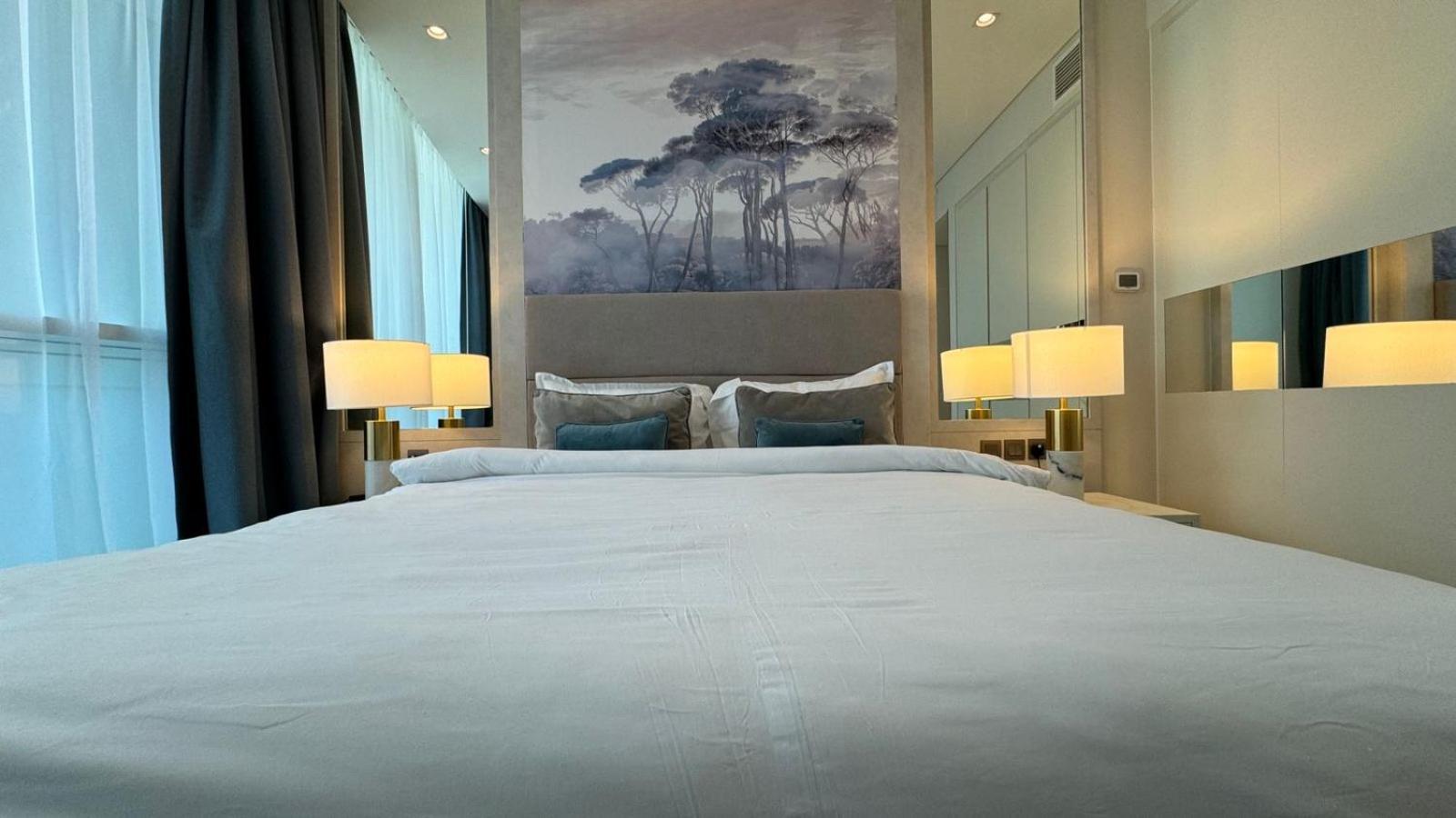 Апартаменты Magnificent - Damac Distinction Downtown Дубай Экстерьер фото